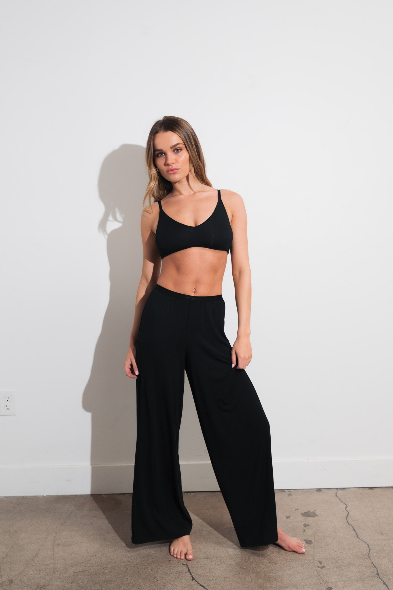 Vitality Float V Bralette - Midnight