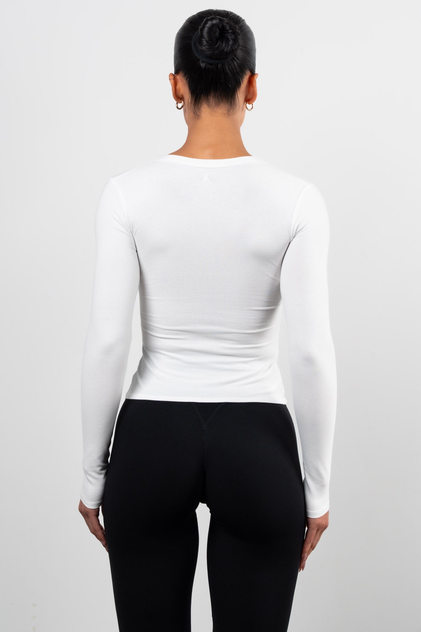 Vitality Basis® Scoop Long Sleeve - Snow