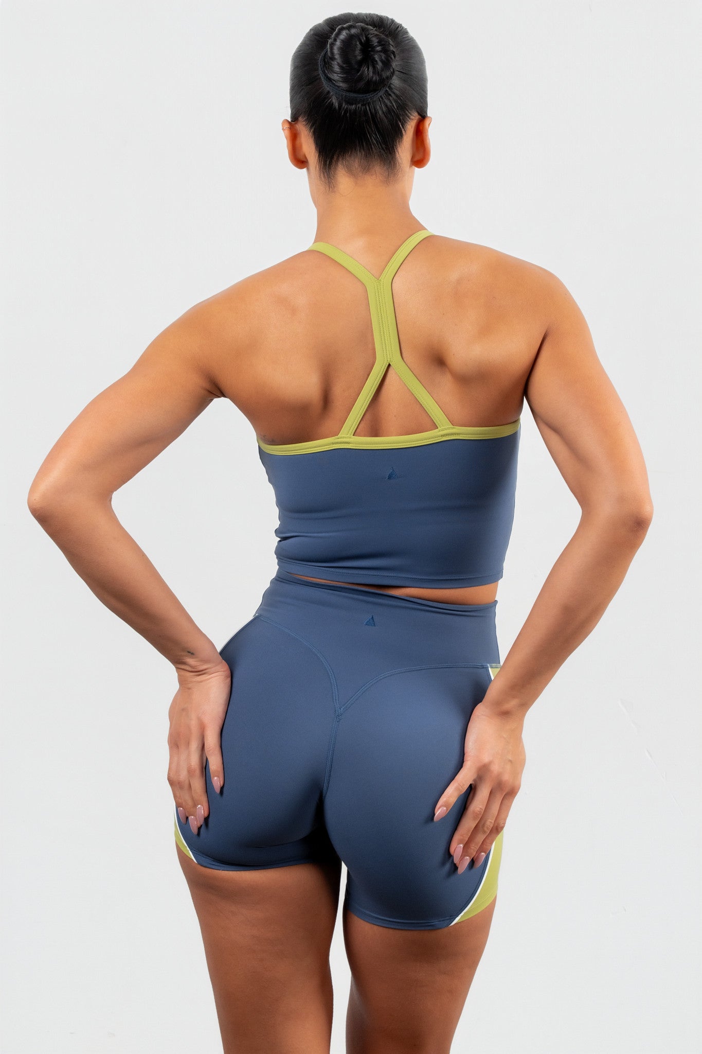 Cloud II™ Bar Tank - Azure Contrast