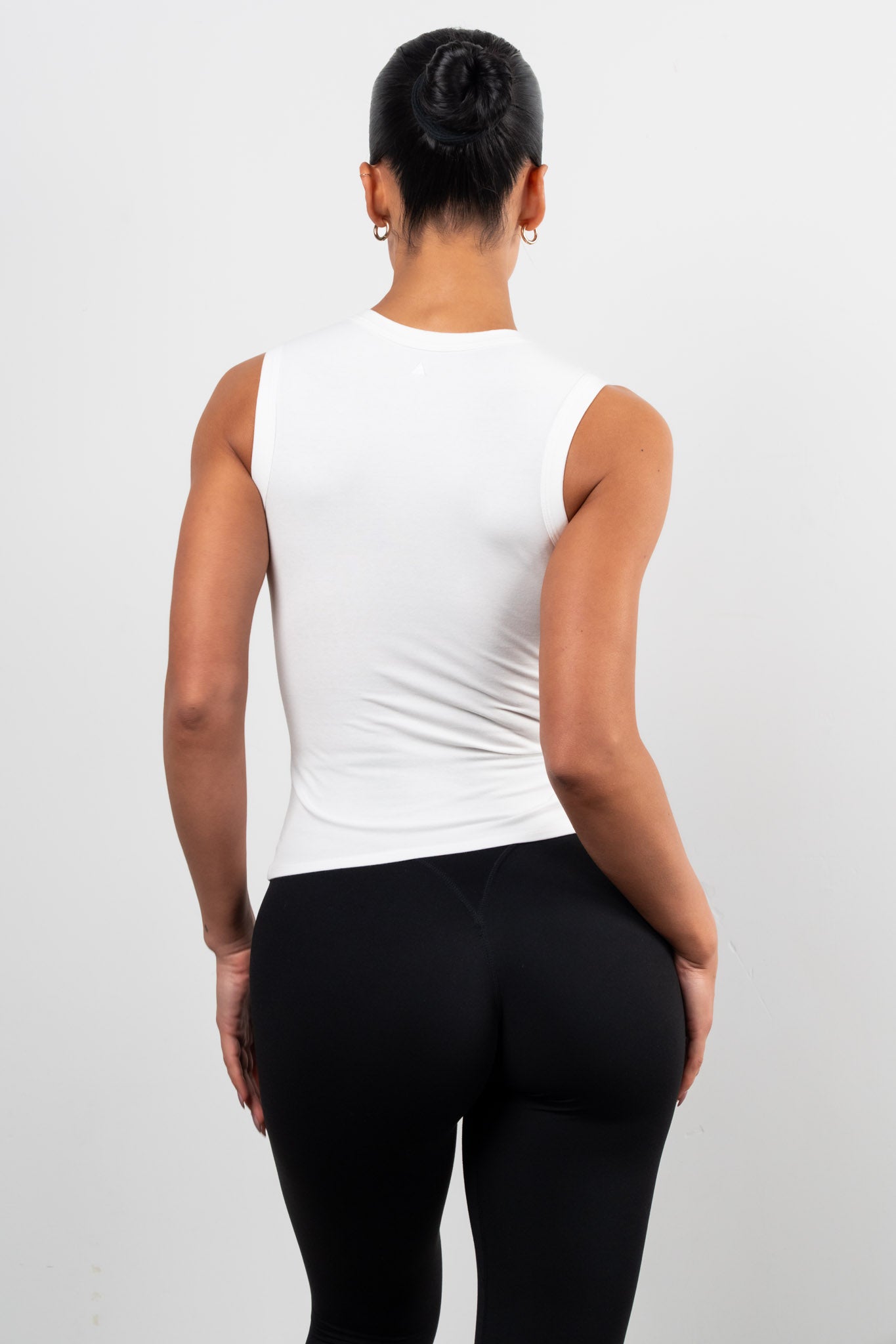 Vitality Basis® Muscle Tank - Snow
