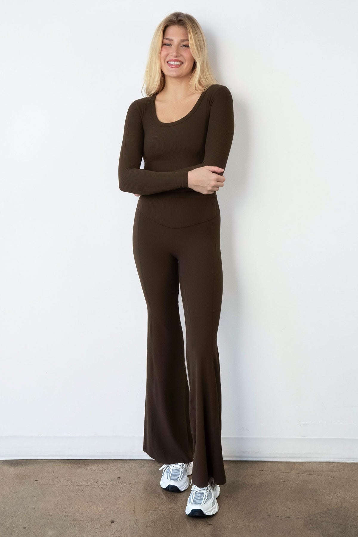 Cloud II™ Rib Wide Leg Trouser - Walnut