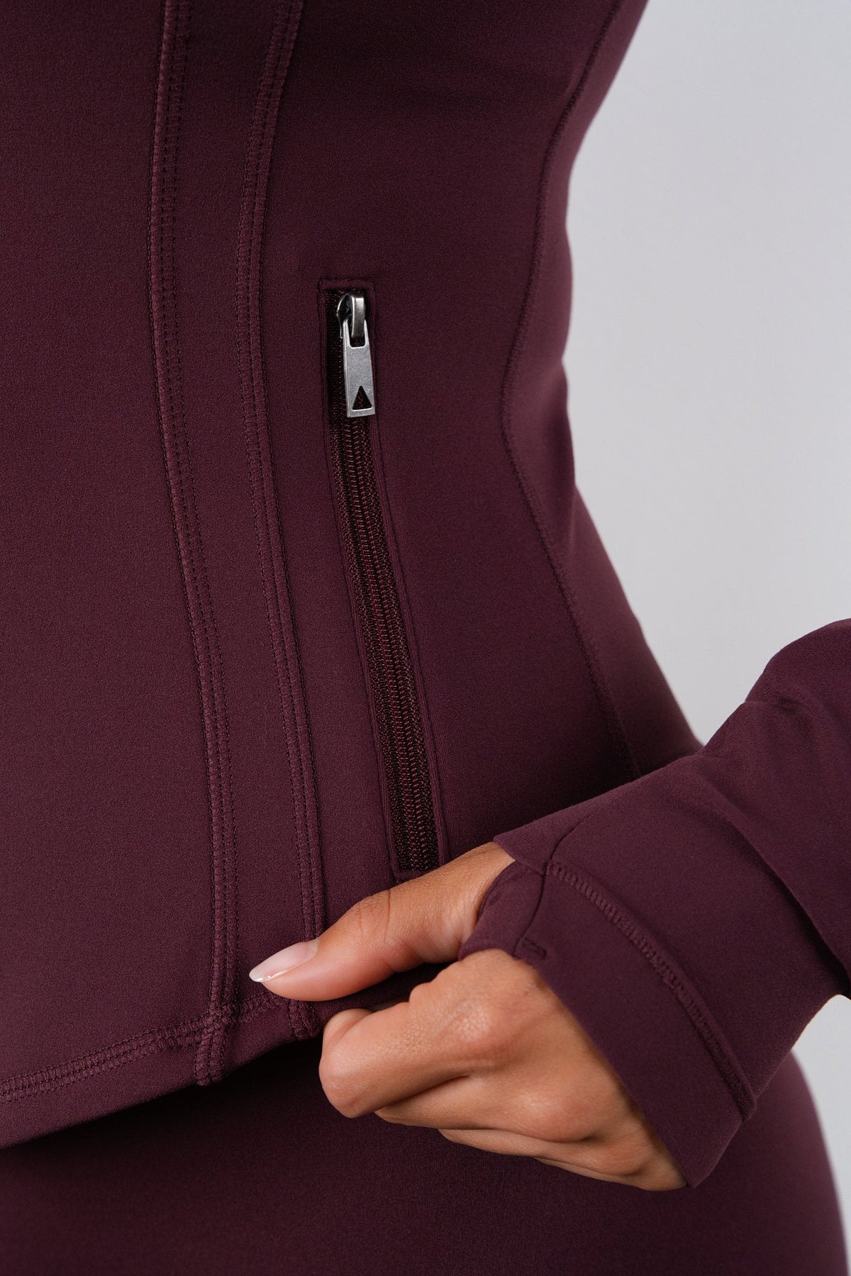 Cloud II™ Frame Jacket - Wine